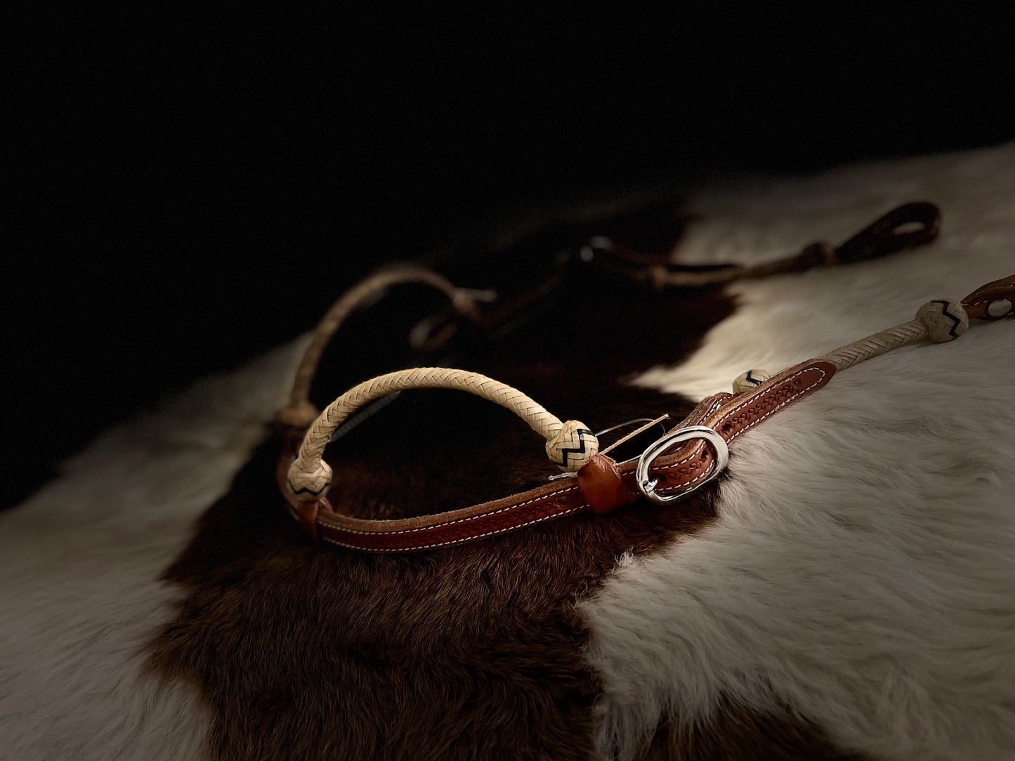 Wwr enöras träns Brown leather råhud