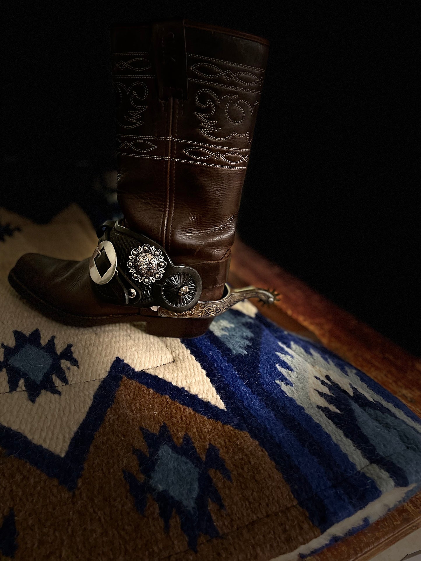 Wwr spurs leather Black Betty