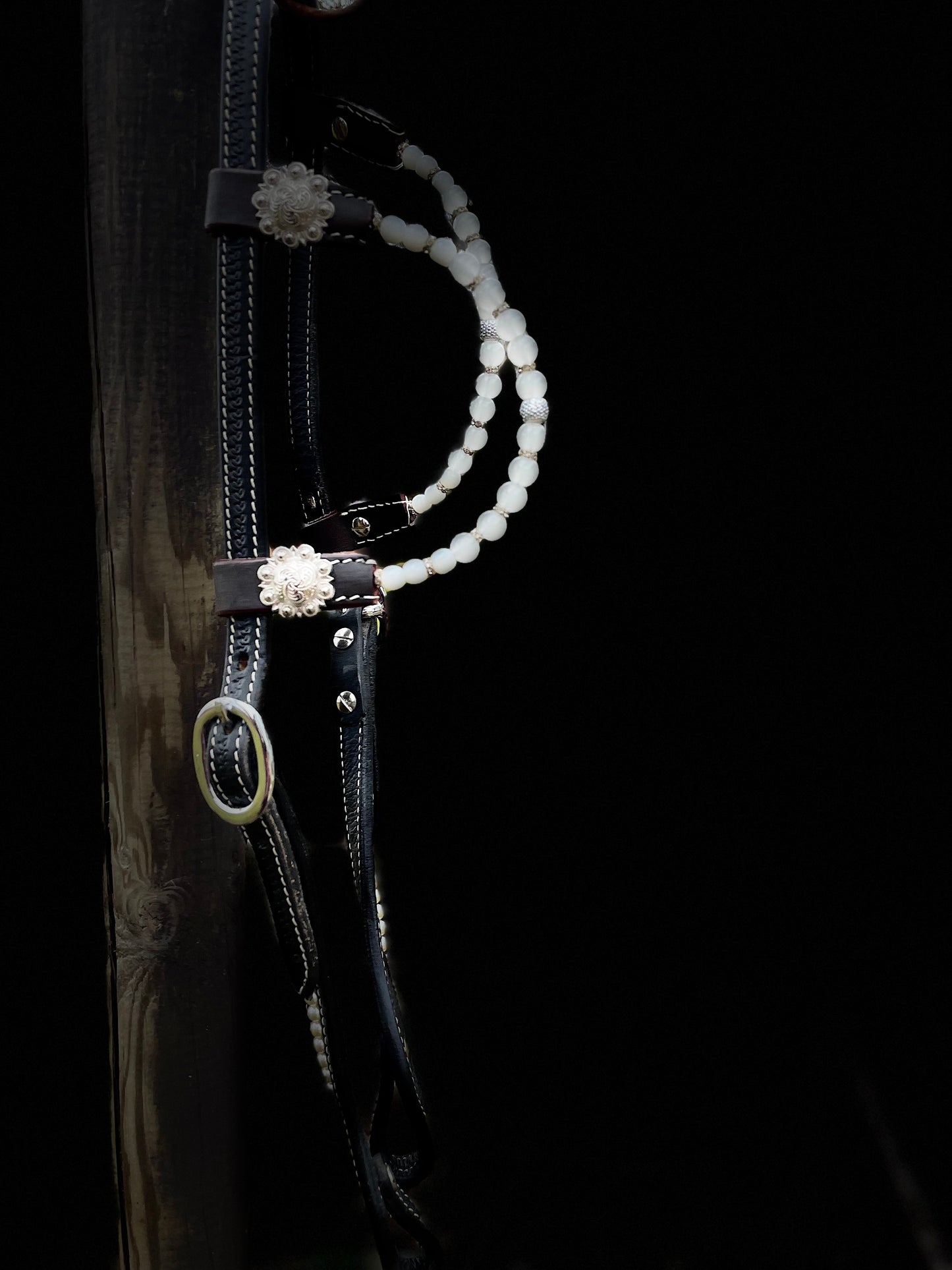 WWR träns black show pearls dreaming 2 ears