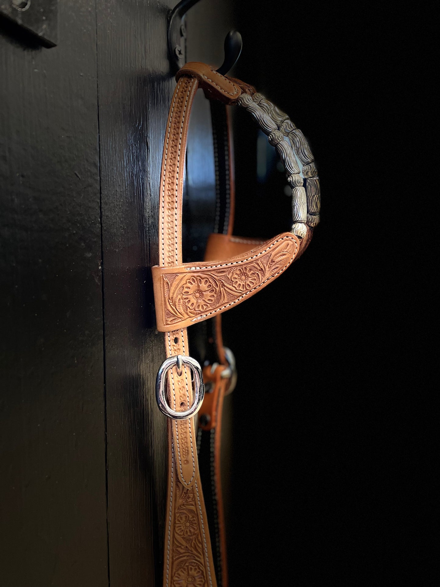 Wildwestrebell Westernträns med två one ears silver ljus brun