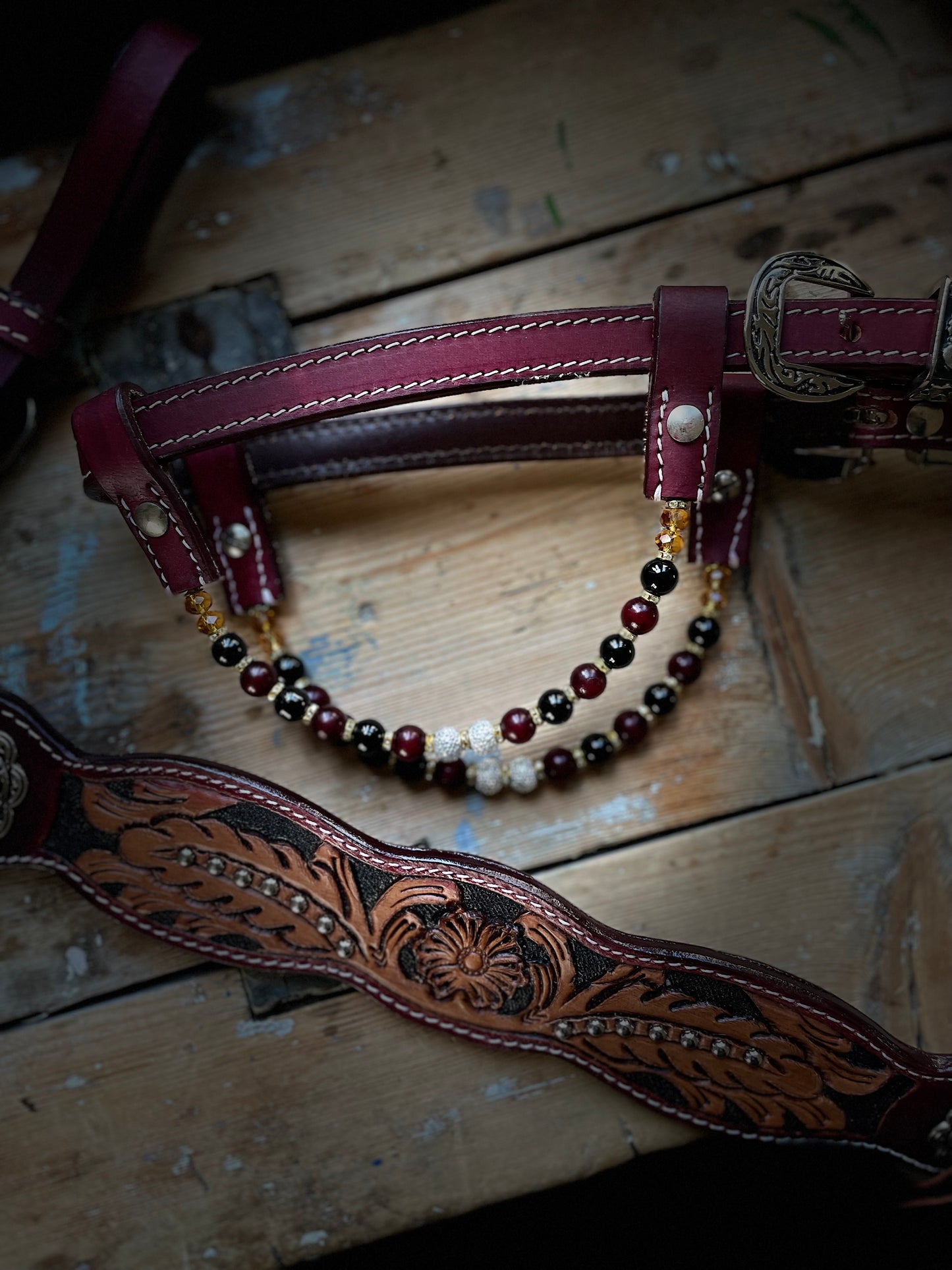 WWR Western set with two-eared snaffle and breast collar in vintage look with leather straps
