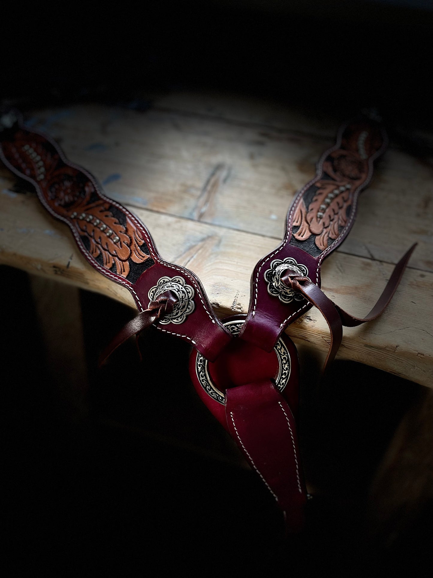WWR Western set with two-eared snaffle and breast collar in vintage look with leather straps