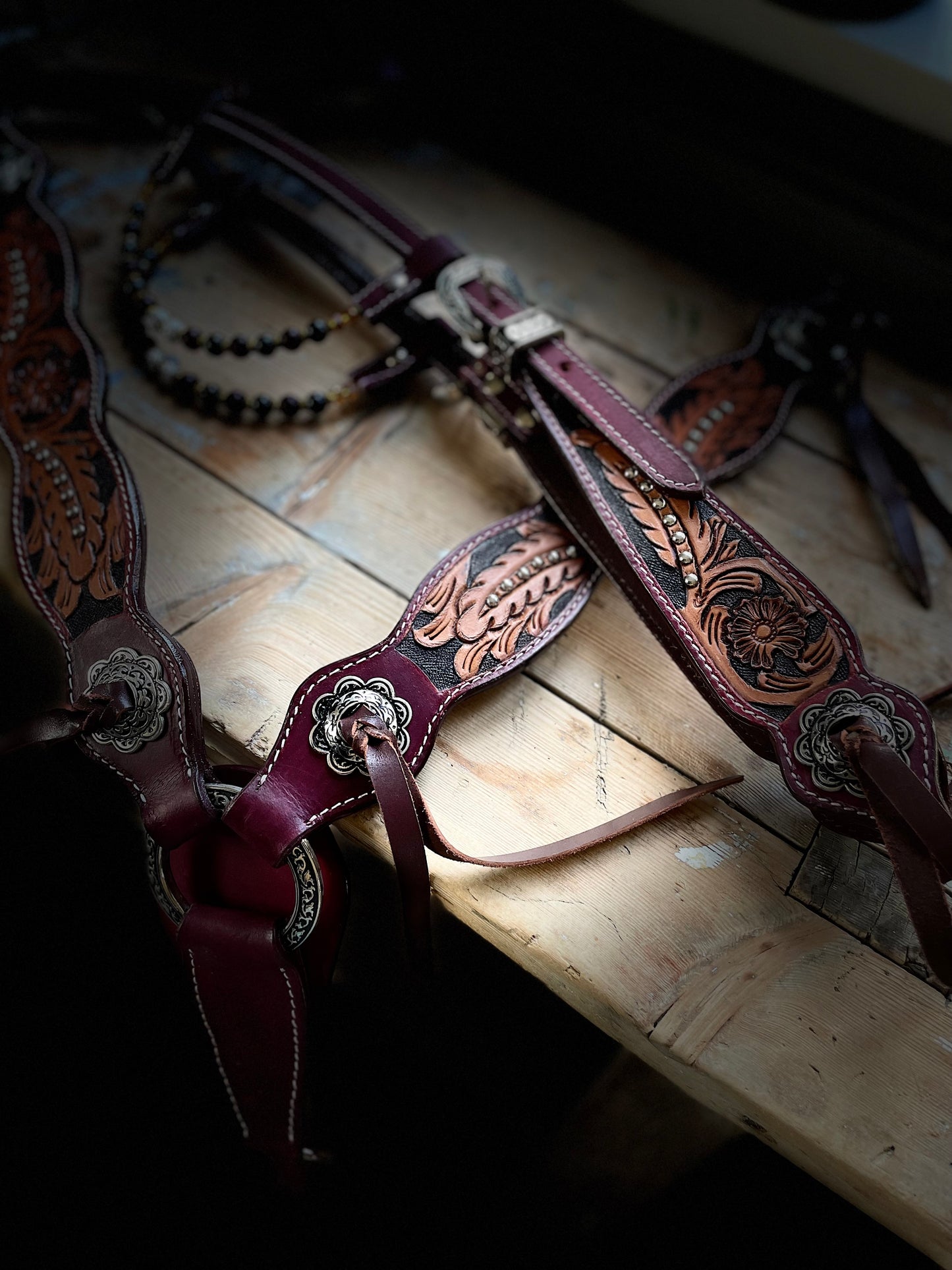 WWR Western set with two-eared snaffle and breast collar in vintage look with leather straps