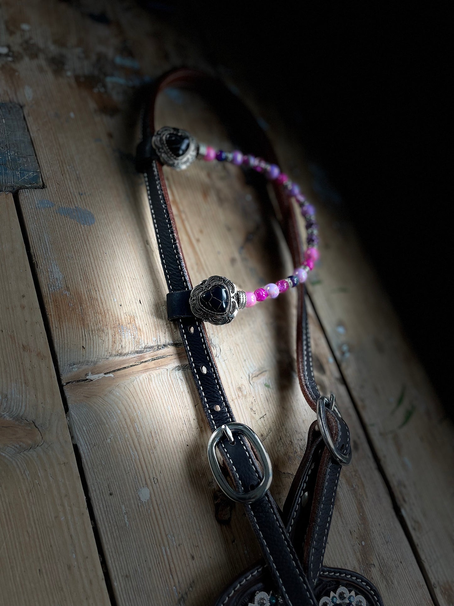WWR träns  brown leather pärl i rosa