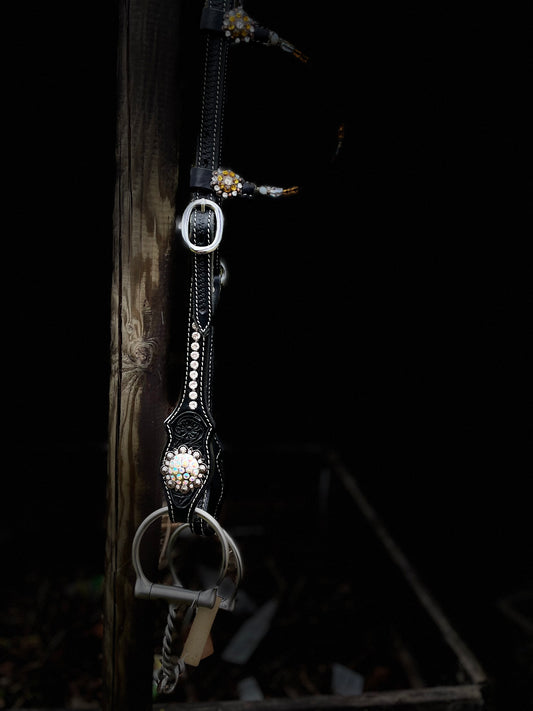 wildwestrebell westernträns black show Diamond and yellow ear
